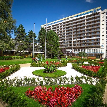 Rehabilitacni Sanatorium - Lazne Darkov 호텔 Karviná 외부 사진